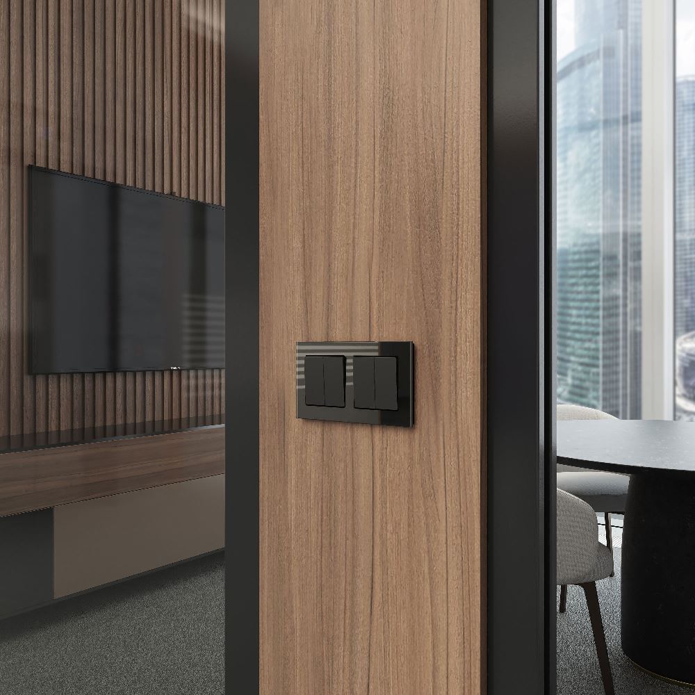 Выключатель двухклавишный встраиваемый перекрестный Werkel Черный матовый W1123006 — изображение 2